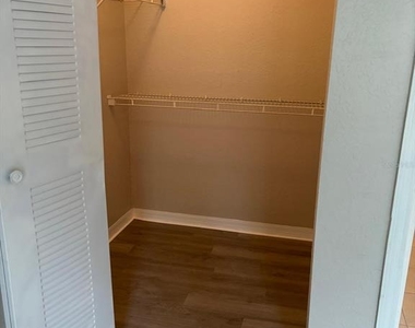6336 Raleigh Street - Photo Thumbnail 11
