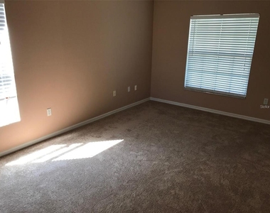 251 Heronwood Circle - Photo Thumbnail 7