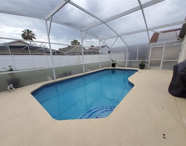 944 Lockbreeze Drive - Photo Thumbnail 23