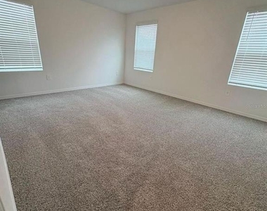 16407 Bird Of Paradise Avenue - Photo Thumbnail 15
