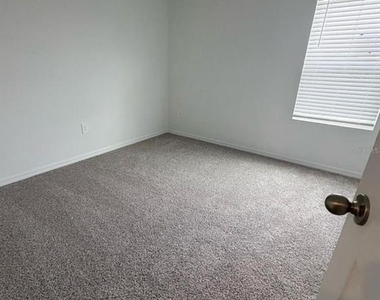 16407 Bird Of Paradise Avenue - Photo Thumbnail 7