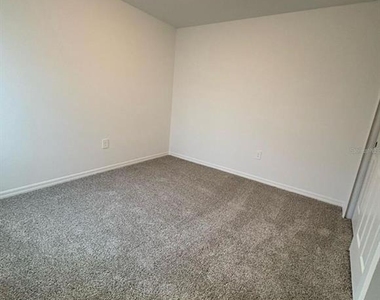 16407 Bird Of Paradise Avenue - Photo Thumbnail 11