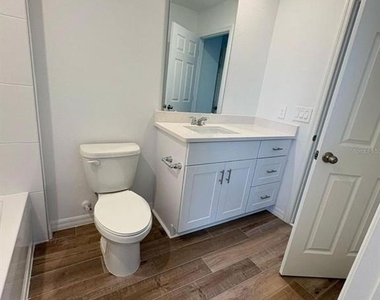 16407 Bird Of Paradise Avenue - Photo Thumbnail 9
