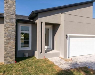 15 Ramblewood Street - Photo Thumbnail 2
