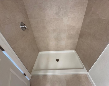 1209 Southstation Place - Photo Thumbnail 10