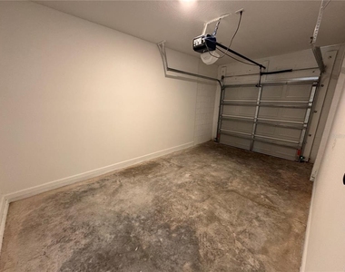 1209 Southstation Place - Photo Thumbnail 4