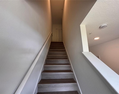 1209 Southstation Place - Photo Thumbnail 7