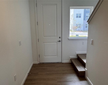 1209 Southstation Place - Photo Thumbnail 16