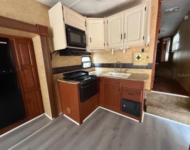 3000 Clarcona Road - Photo Thumbnail 2