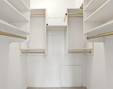 640 N Park Avenue - Photo Thumbnail 13