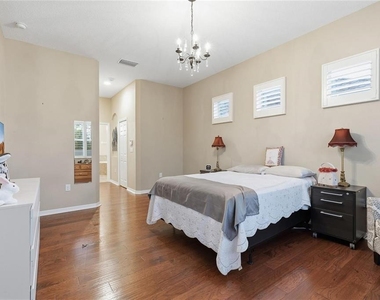 8683 Bridgeport Bay Circle - Photo Thumbnail 13