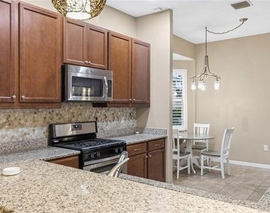 8683 Bridgeport Bay Circle - Photo Thumbnail 9