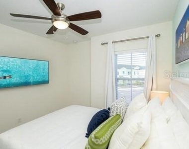 8123 Coconut Place - Photo Thumbnail 12