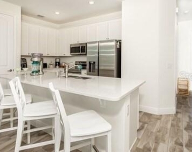 8123 Coconut Place - Photo Thumbnail 4