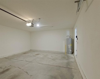 8665 Sw 44th Court - Photo Thumbnail 20