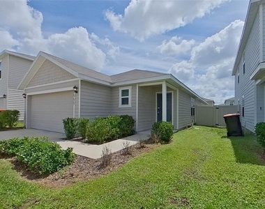 8665 Sw 44th Court - Photo Thumbnail 1