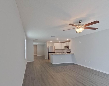 8665 Sw 44th Court - Photo Thumbnail 8