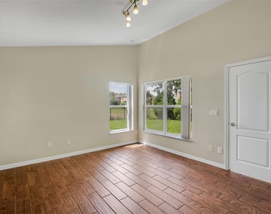 12608 Iris Lake Drive - Photo Thumbnail 10