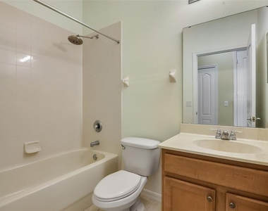 12608 Iris Lake Drive - Photo Thumbnail 17