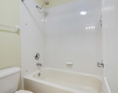 12608 Iris Lake Drive - Photo Thumbnail 16