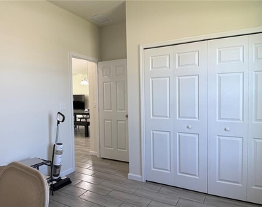 2129 Hibiscus Place - Photo Thumbnail 25