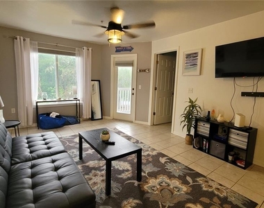 4000 Sw 23rd Street - Photo Thumbnail 1