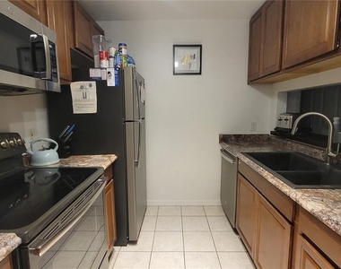 4000 Sw 23rd Street - Photo Thumbnail 3
