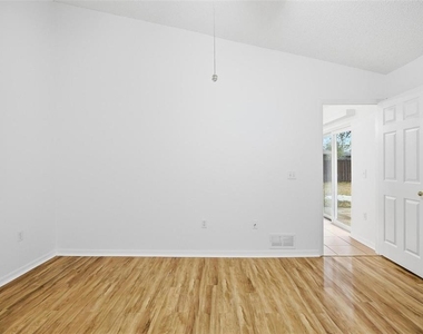 38 Bud Field Drive - Photo Thumbnail 31