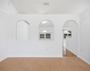 38 Bud Field Drive - Photo Thumbnail 7