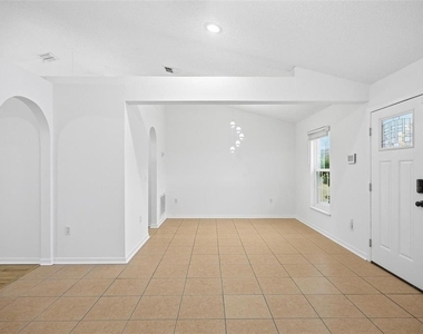 38 Bud Field Drive - Photo Thumbnail 4