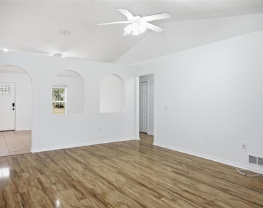 38 Bud Field Drive - Photo Thumbnail 9