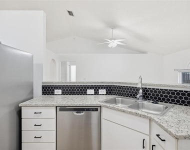 38 Bud Field Drive - Photo Thumbnail 18