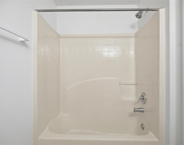 38 Bud Field Drive - Photo Thumbnail 40