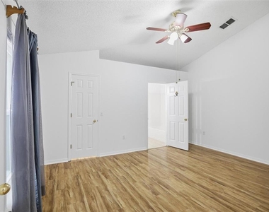 38 Bud Field Drive - Photo Thumbnail 23