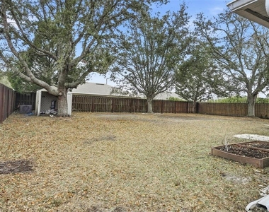38 Bud Field Drive - Photo Thumbnail 43