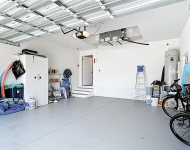 202 Long Meadow Lane - Photo Thumbnail 35