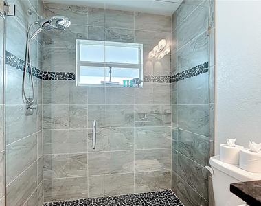 202 Long Meadow Lane - Photo Thumbnail 32