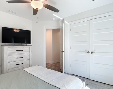 202 Long Meadow Lane - Photo Thumbnail 24