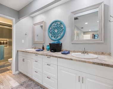 3336 Tripoli Boulevard - Photo Thumbnail 10