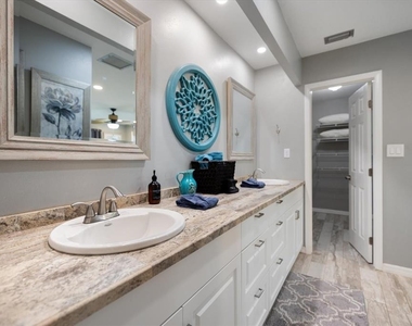 3336 Tripoli Boulevard - Photo Thumbnail 12