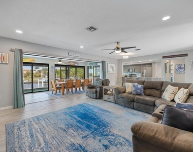 3336 Tripoli Boulevard - Photo Thumbnail 5