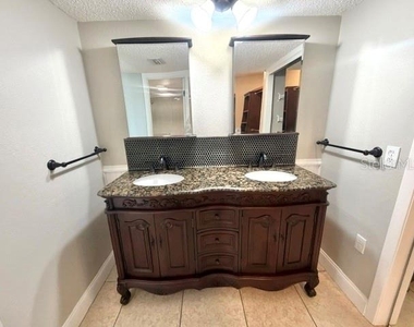 700 Mirror Terrace Nw - Photo Thumbnail 18