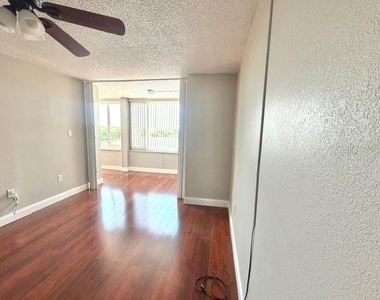 700 Mirror Terrace Nw - Photo Thumbnail 27