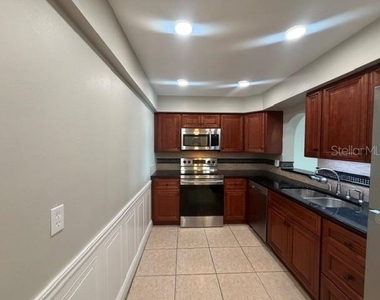 700 Mirror Terrace Nw - Photo Thumbnail 3
