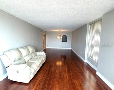 700 Mirror Terrace Nw - Photo Thumbnail 10