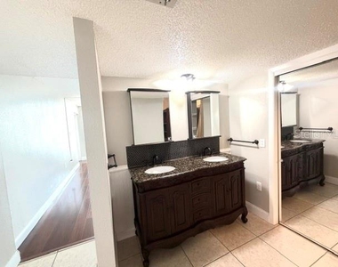 700 Mirror Terrace Nw - Photo Thumbnail 16