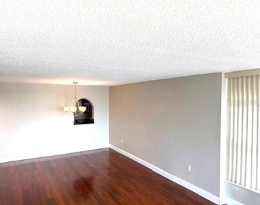 700 Mirror Terrace Nw - Photo Thumbnail 11
