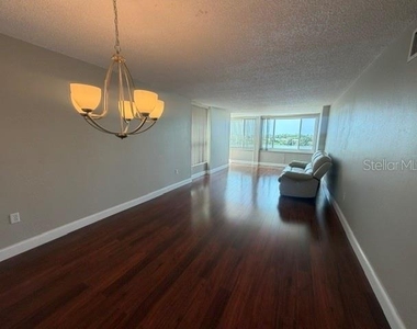 700 Mirror Terrace Nw - Photo Thumbnail 7