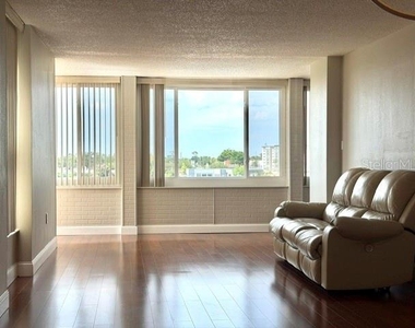 700 Mirror Terrace Nw - Photo Thumbnail 9