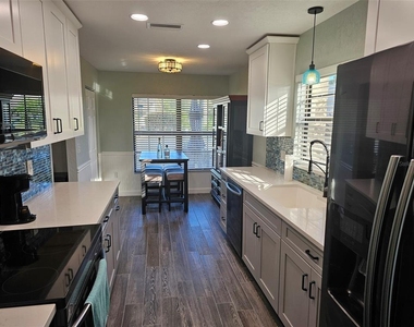 4522 La Jolla Drive - Photo Thumbnail 10